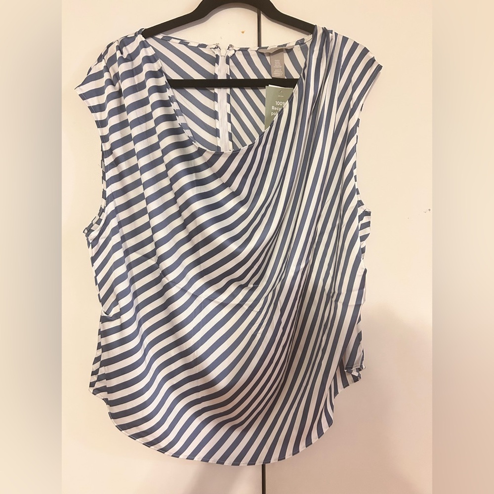 NWT-H & M Striped Blue and White Women's Top- Office Wear. Size XXL